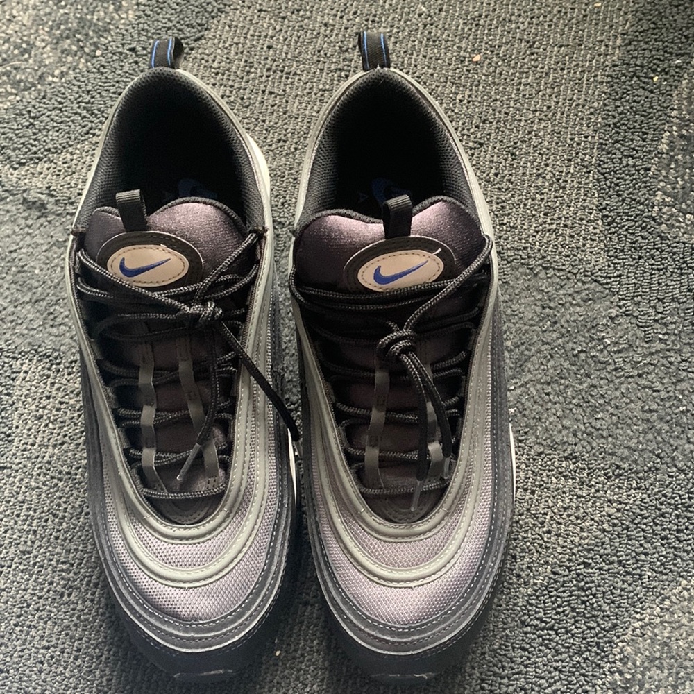 Racer Blue/metallic silver airmax 97s.